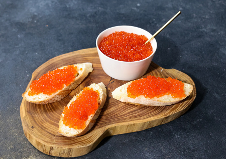 Названо новогоднее блюдо, ставшее идеальным приемом пищи