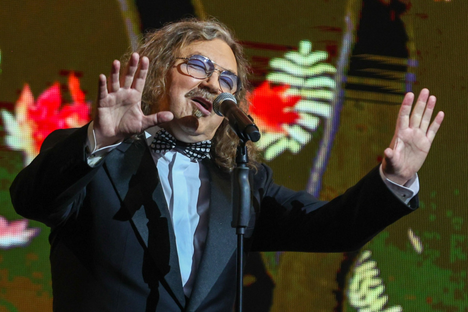 Игорь Николаев