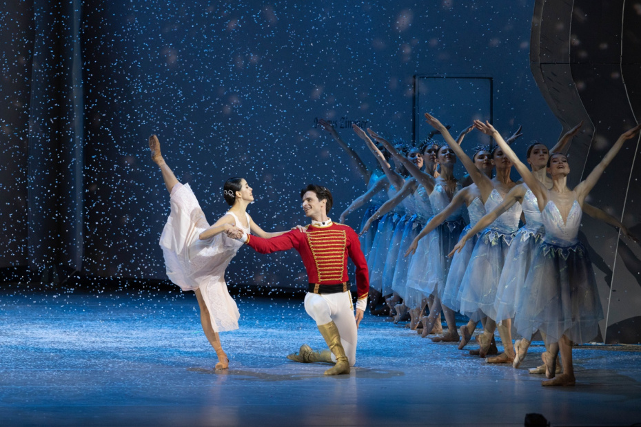 20 декабря в музыкальном театре Станиславского и Немировича-Данченко прошла праздничная церемония открытия нового сезона балета «Щелкунчик»