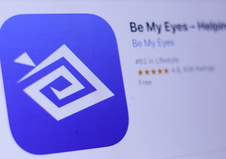 В РКН ответили на вопрос о блокировке в России приложения Be my eyes