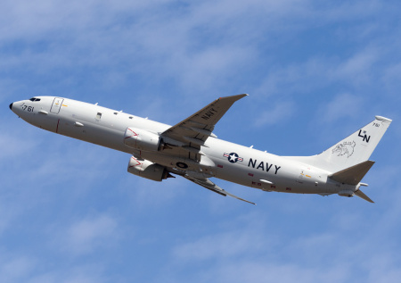 Натовский самолет заметили у границ России в Баренцевом море