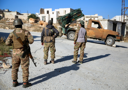 В Алеппо приостановили работу госучреждений и школ