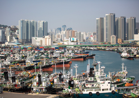 Генконсульство вышло на связь после сообщений о пожаре на российском судне