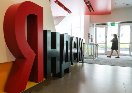 «Яндекс» отреагировал на скандал с детьми в термосумках