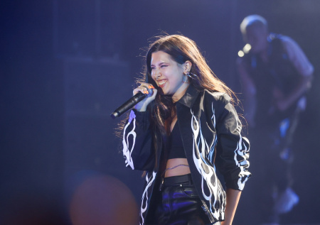 Певица Анет Сай поделилась секретом крепкого брака