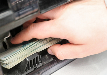 HR-эксперт объяснил, кто получит 13-ю зарплату до конца года