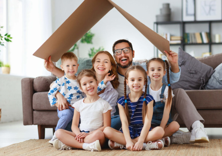 Льготы для многодетных в 2026 году: какие положены, как оформить