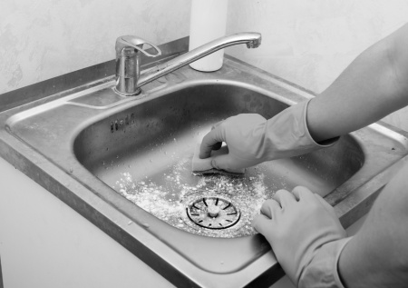 Как быстро удалить ржавчину и известковый налет с раковины: проверенные методы для блестящей сантехники