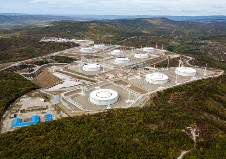 Казахстан изменил маршруты экспорта нефти после атак украинских катеров