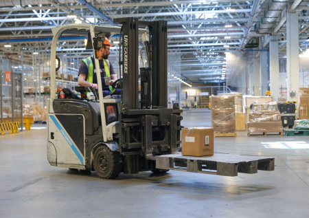 Юрист дала советы, что делать в случае задержки доставки из-за рубежа