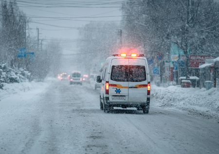 Было три скорые, но сердце встало: на Алтае умерла восьмилетняя девочка