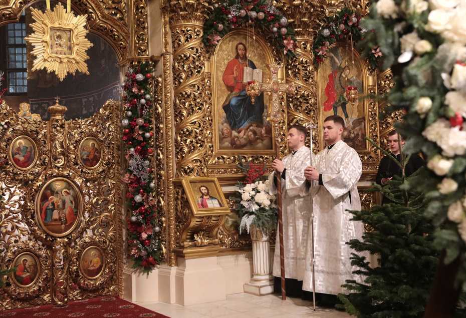 Православный собор в канун Рождества, Киев