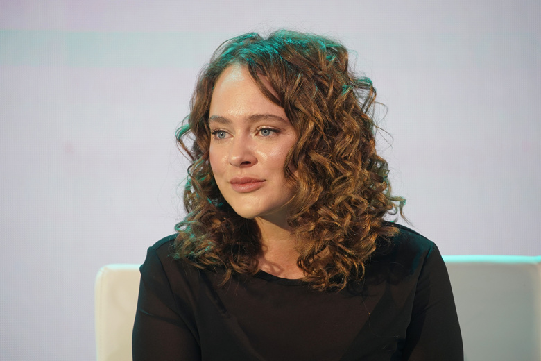 Аглая Тарасова