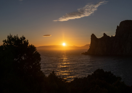 Стало известно, когда самое крупное Солнце осветит Землю