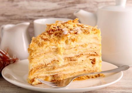 Ленивый наполеон за час без возни и хлопот. Торт-мечта из того, что есть в холодильнике