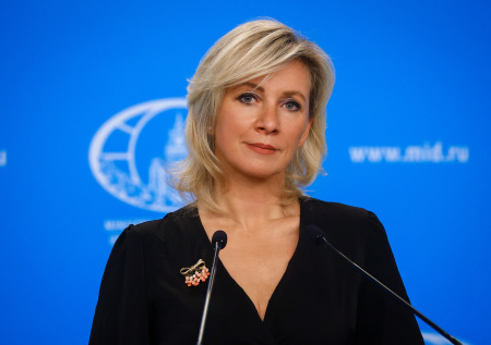 Захарова и сестра Ким Чен Ына обменялись новогодними подарками