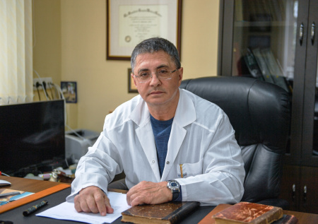 Мясников поделился своим секретом молодости