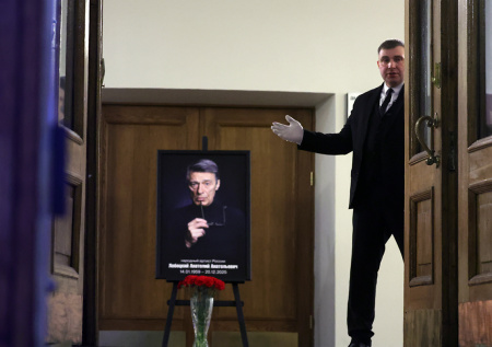 Бывшая жена, Костолевский, Раков: как прошло закрытое прощание с Лобоцким