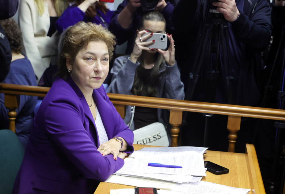 Адвокат покупательницы квартиры певицы Ларисы Долиной Полины Лурье Светлана Свириденко на рассмотрении иска о выселении Долиной из квартиры в Московском городском суде