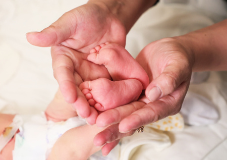 Раскрыт средний возраст рождения первого ребенка в России