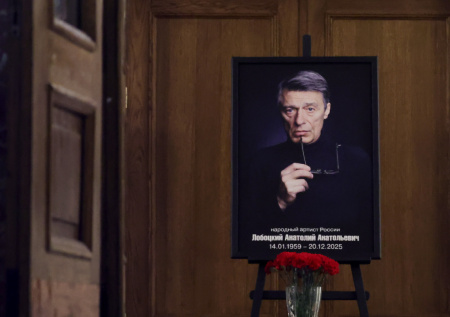 Бывшая жена, Костолевский, Раков: как прошло закрытое прощание с Лобоцким