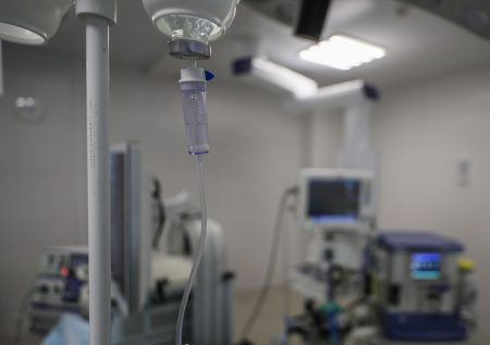 Мужчина засудил врачей за укороченный на шесть сантиметров детородный орган