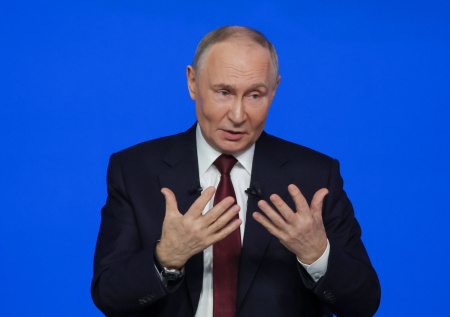 Путин назвал актуальное число вакансий на одного безработного