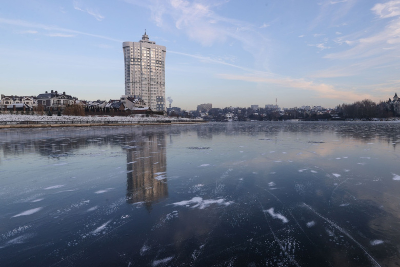 Лед на реке