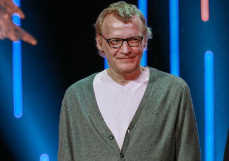 Звезду «9 роты» госпитализировали из-за обострения бронхита