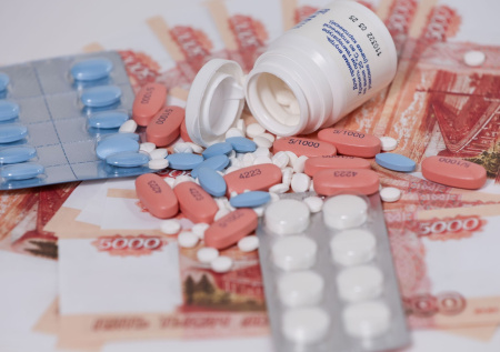 Терапевт поставил точку в споре о допустимой просрочке лекарств