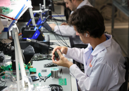 В российской электронике начнут усиленно искать иностранные детали