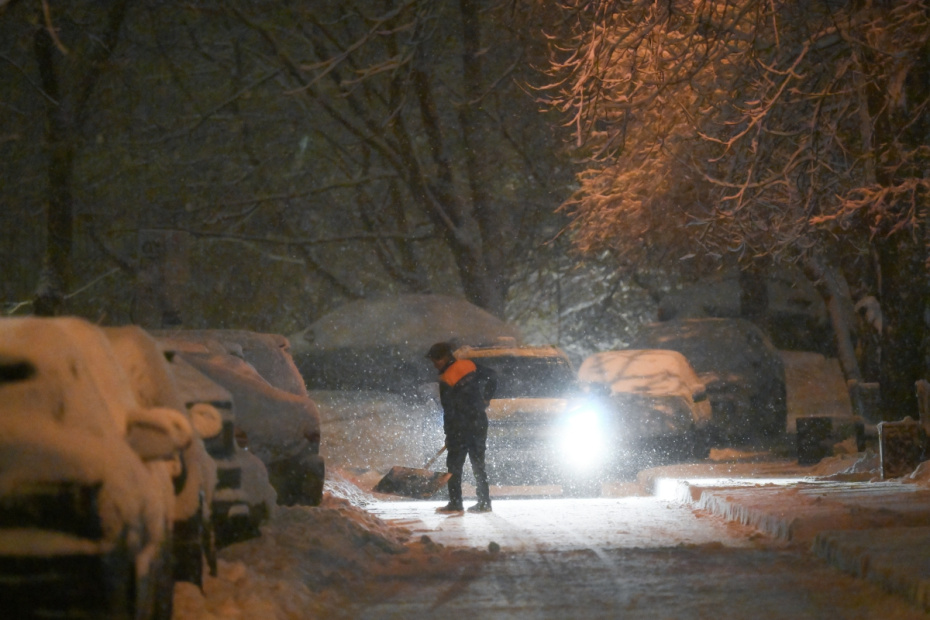 Снежная погода в Москве