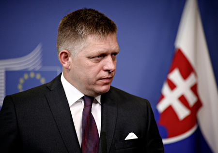 Пользователи Сети восхитились спортивной формой пережившего покушение Фицо