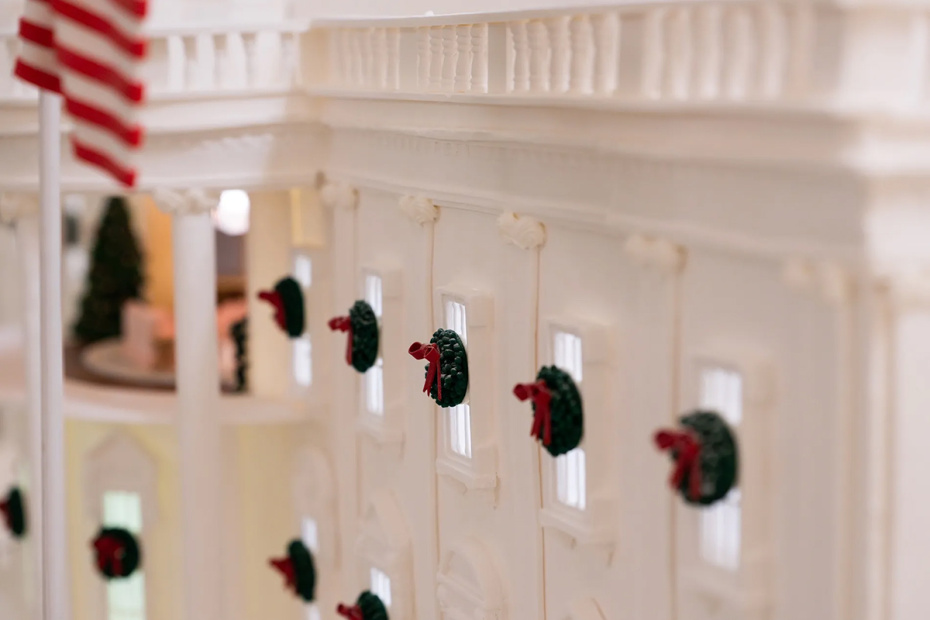 Пряничный домик — уменьшенная копия Белого дома