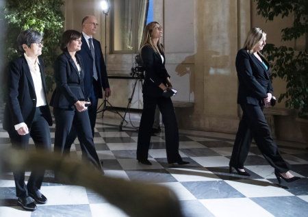 Италию обвинили в смерти свободной партийной политики