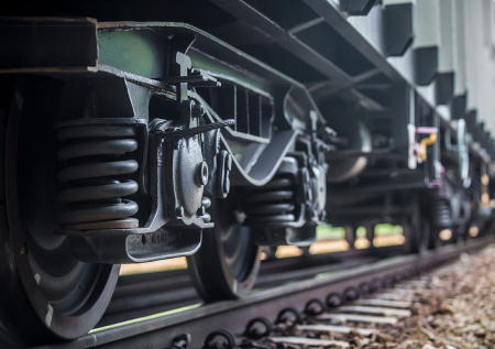 Озвучены последствия схода локомотива в Ростовской области