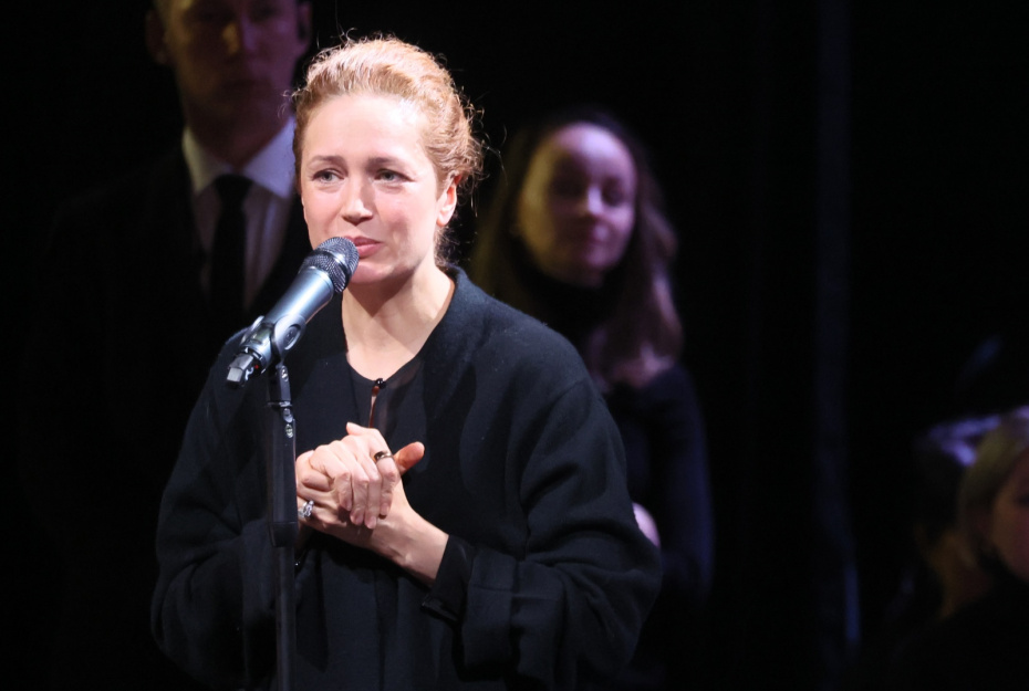 Актриса Виктория Исакова