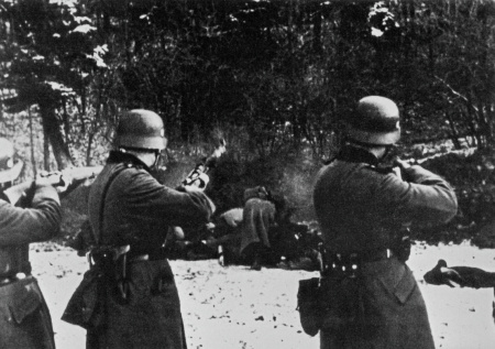 Не разглядели геноцид: почему Европа оправдывает преступления нацистов