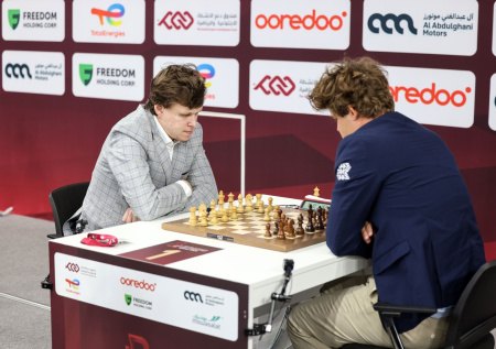 В Федерации шахмат России раскрыли, как Артемьев обыграл Карлсена на ЧМ