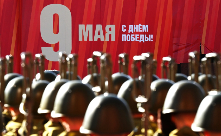 На военном параде в ознаменование 80-й годовщины победы в ВОВ