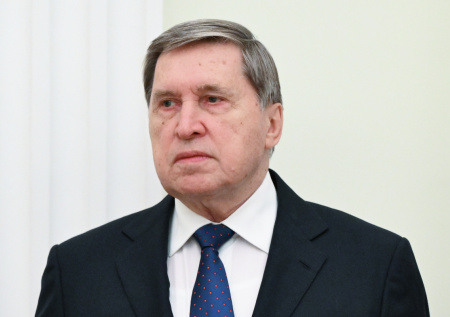 Ушаков посчитал, сколько раз в 2025 году общались Путин и Трамп