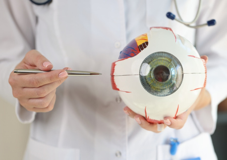 Офтальмолог опровергла популярный миф о близорукости