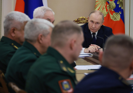 Путин собрал совещание по ситуации в зоне спецоперации