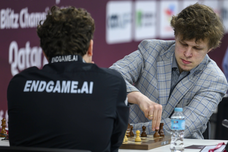 Владислав Артемьев