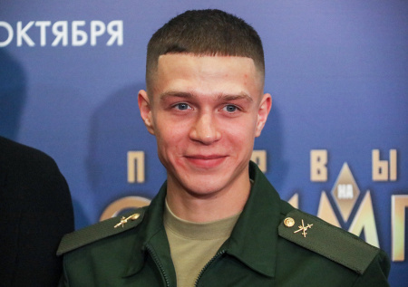 Звезду «Трудных подростков» Калюжного отпустили в увольнение