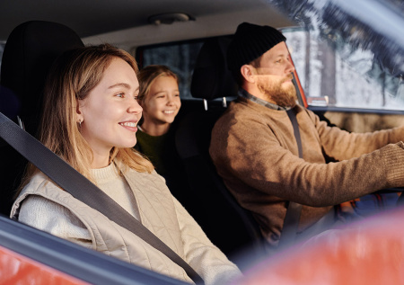 Куда поехать семьей на зимних каникулах: интересные и недорогие направления