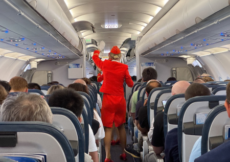 Россиян будут запускать в самолет по-новому