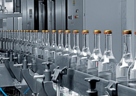 Крупнейший производитель водки полностью перешел «Росспиртпрому»