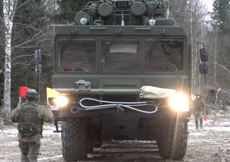 Минобороны РФ впервые показало, как выглядит ракетный комплекс «Орешник»