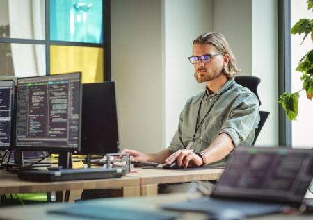 Названы профессии, которые будут наиболее востребованы в 2026 году